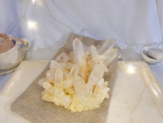 Large Quartz Raw Natural Cluster decor display Crystal Anxiety Worry Geode Meditation Home Decor Christmas Xmas Gift Anxiety Centerpiece