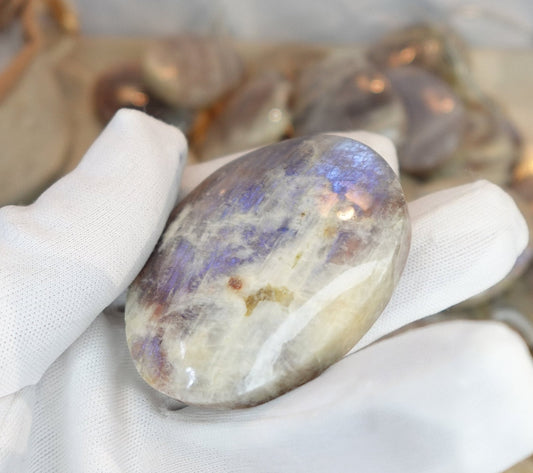 Blue Moonstone Natural Palm Stone Smooth Polished Carved Crystal for Distraction Gift Birthday Home Decor Christmas Pocket Anxiety Xmas