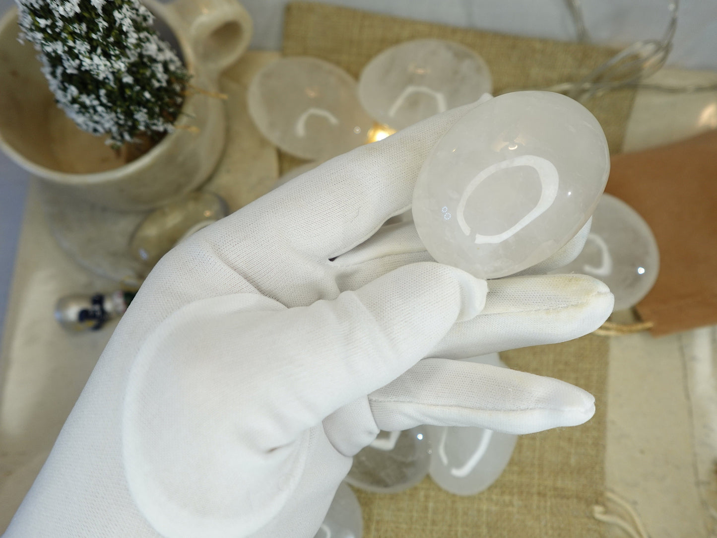 Brazilian Milky Quartz Natural Palm Stone Smooth Polished Carved Crystal for Distraction Worry Anxiety Home Decor Meditation Christmas Gift