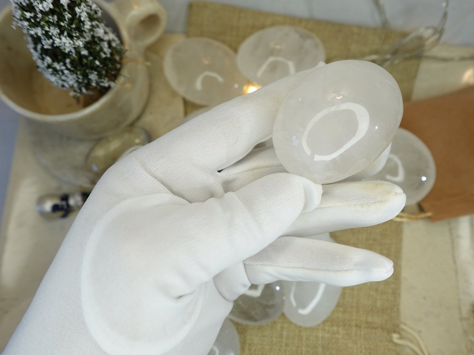 Brazilian Milky Quartz Natural Palm Stone Smooth Polished Carved Crystal for Distraction Worry Anxiety Home Decor Meditation Christmas Gift