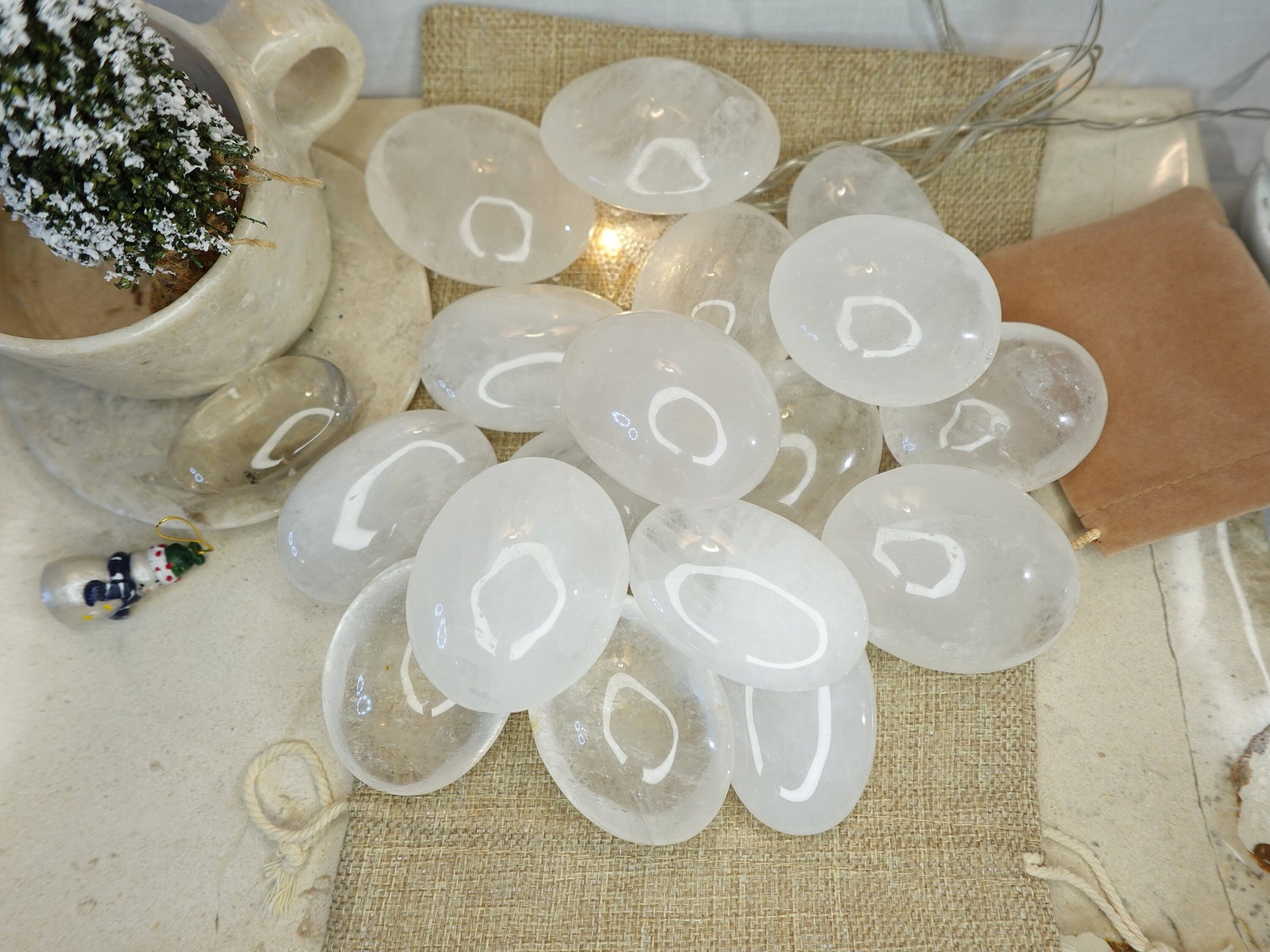 Brazilian Milky Quartz Natural Palm Stone Smooth Polished Carved Crystal for Distraction Worry Anxiety Home Decor Meditation Christmas Gift