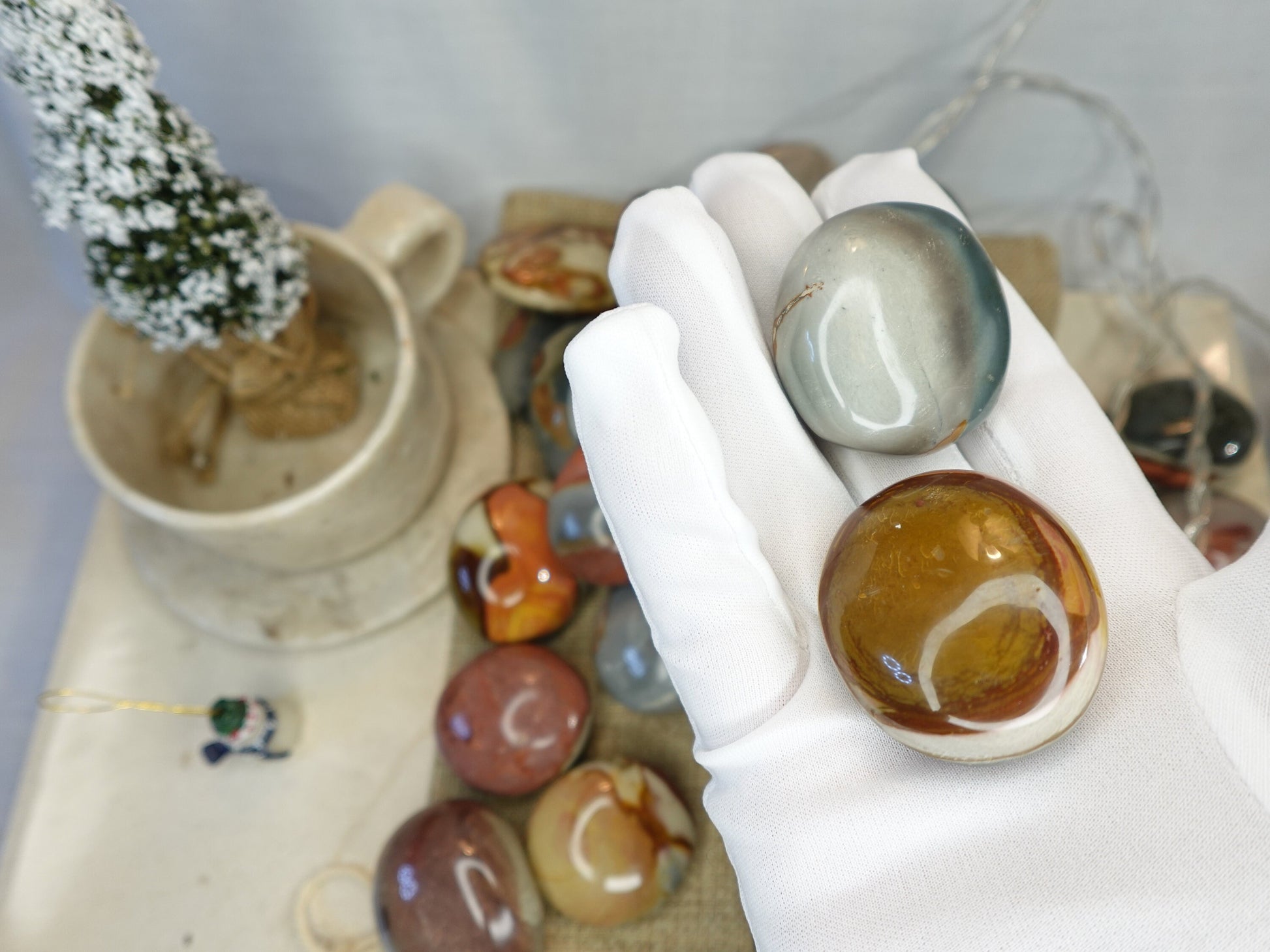 Polychrome Jasper Natural Palm Stone Smooth Polished Carved Crystal for Home Decor Christmas Xmas Gift Garden Calm Anxiety Meditation