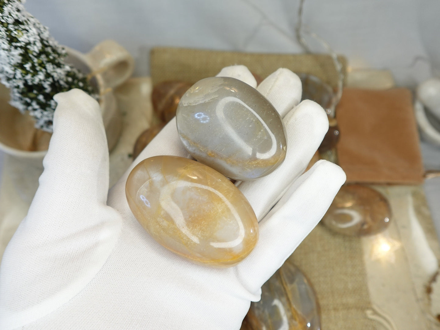 Peach Moonstone Natural Palm Stone Smooth Polished Carved Crystal for Birthday Crystal Christmas Home Decor Gift Gemstone