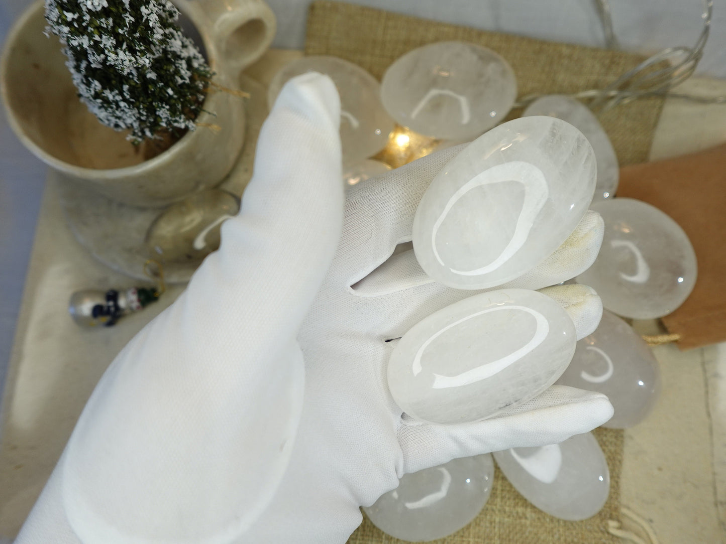 Brazilian Milky Quartz Natural Palm Stone Smooth Polished Carved Crystal for Distraction Worry Anxiety Home Decor Meditation Christmas Gift
