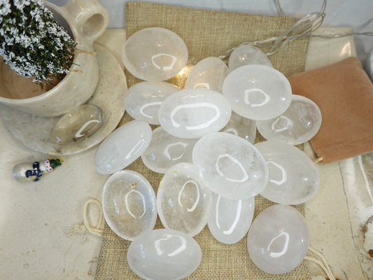 Brazilian Milky Quartz Natural Palm Stone Smooth Polished Carved Crystal for Distraction Worry Anxiety Home Decor Meditation Christmas Gift