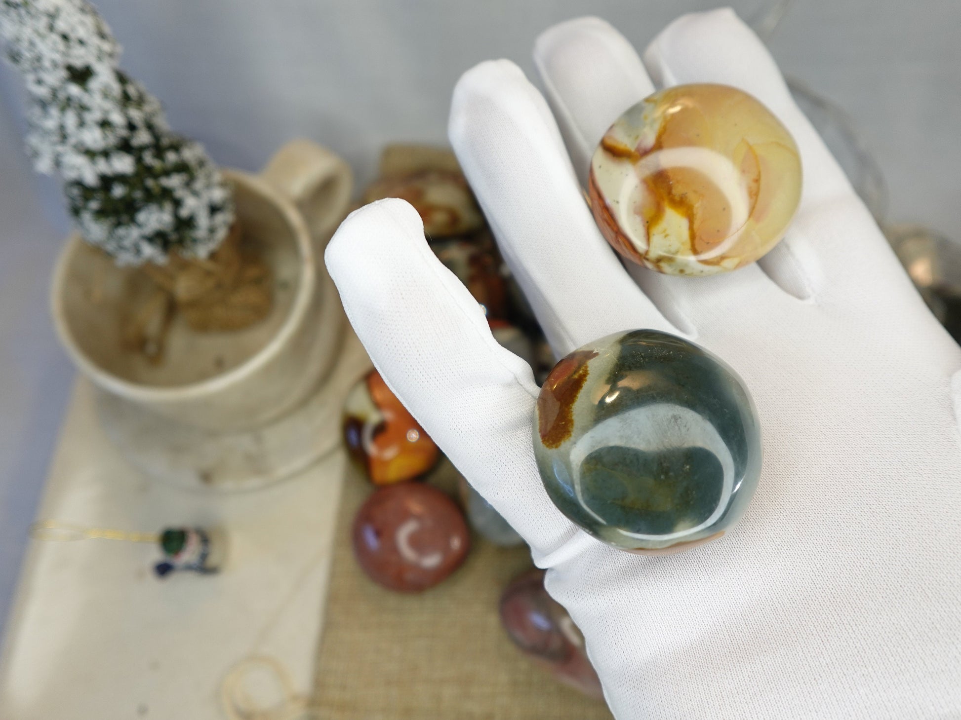Polychrome Jasper Natural Palm Stone Smooth Polished Carved Crystal for Home Decor Christmas Xmas Gift Garden Calm Anxiety Meditation