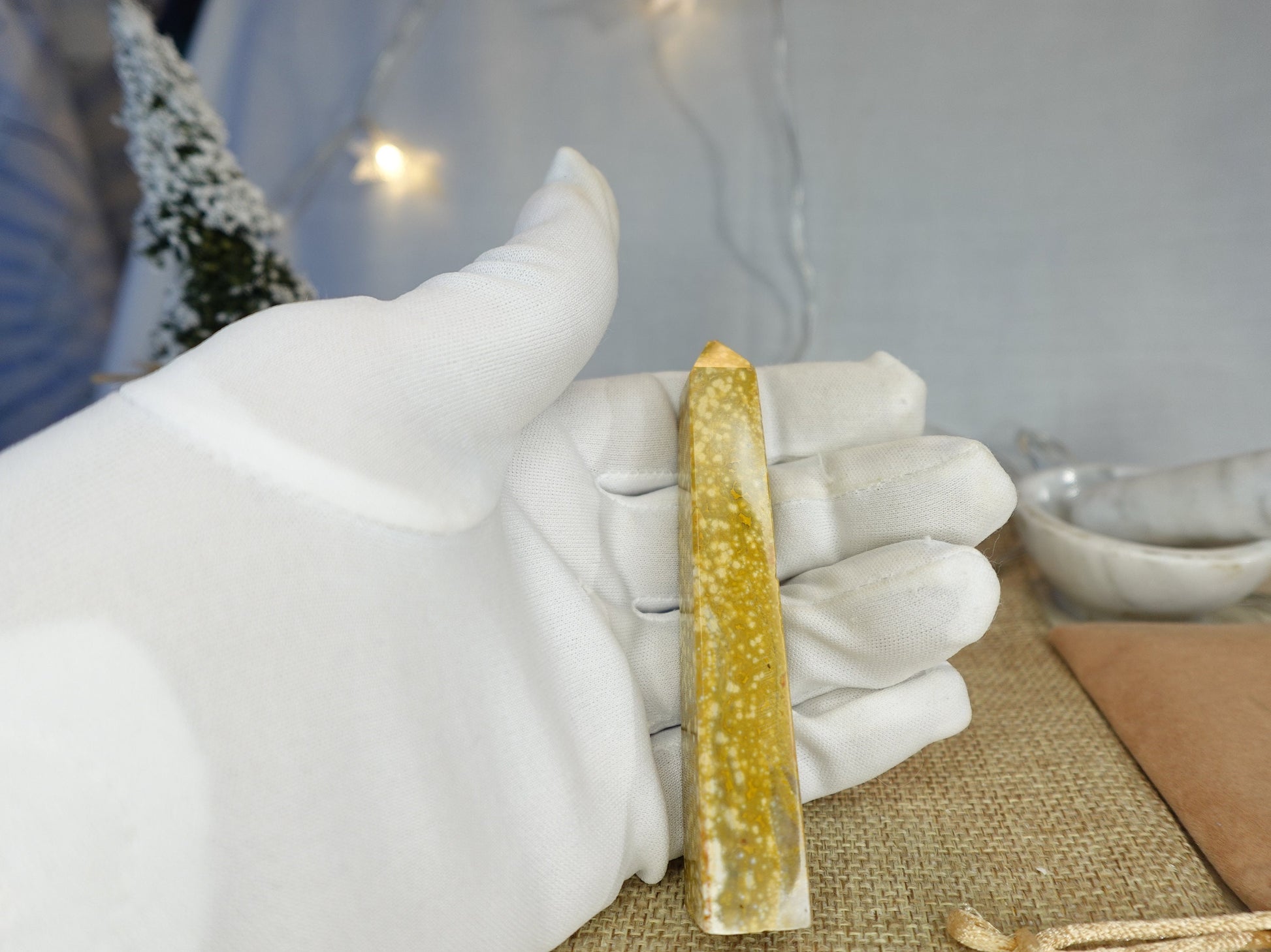 Sea Jasper Carved Natural Carved Point Smooth Polished Wand for Distraction from Anxiety or Worry Home Decor Holiday Xmas Tarot