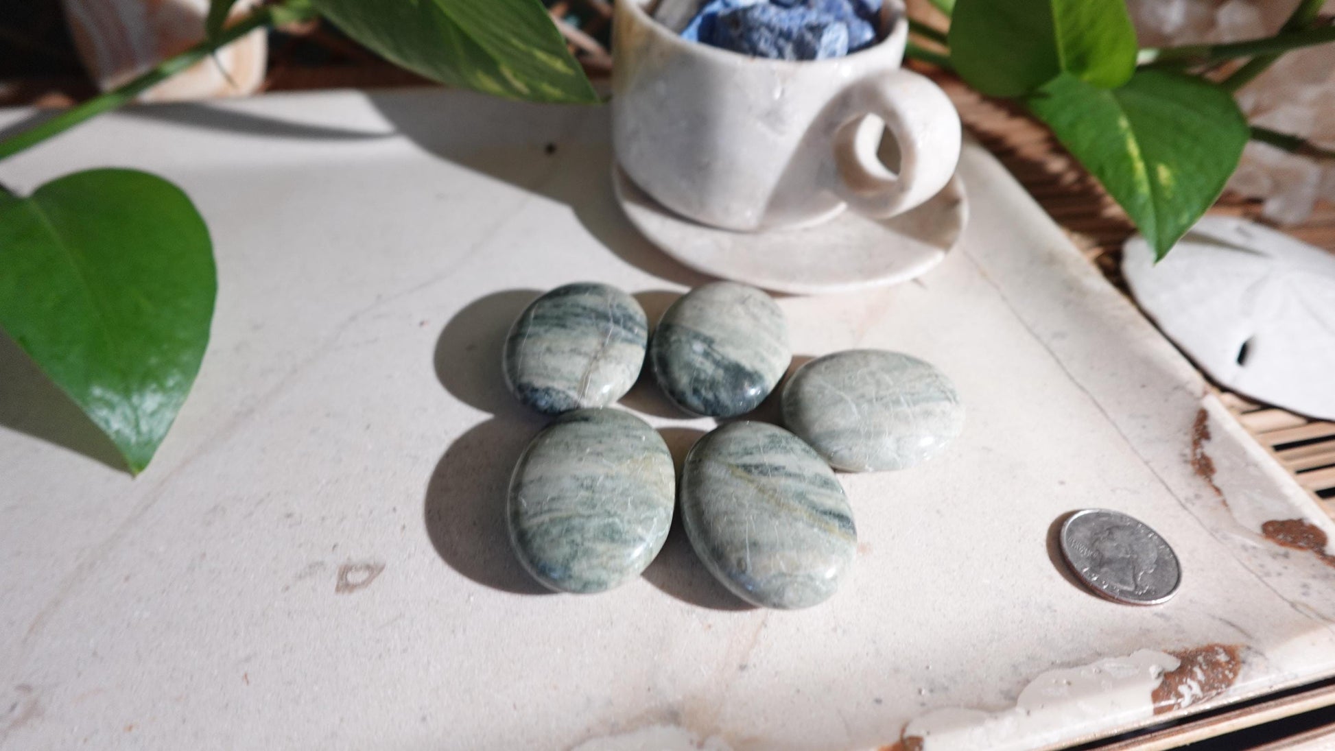 Olive Jade Medium Palm Stones Arts Home Decor Wholesale minerals Project Christmas Xmas Home Decor Gift Crafting Worry Polished Anxiety