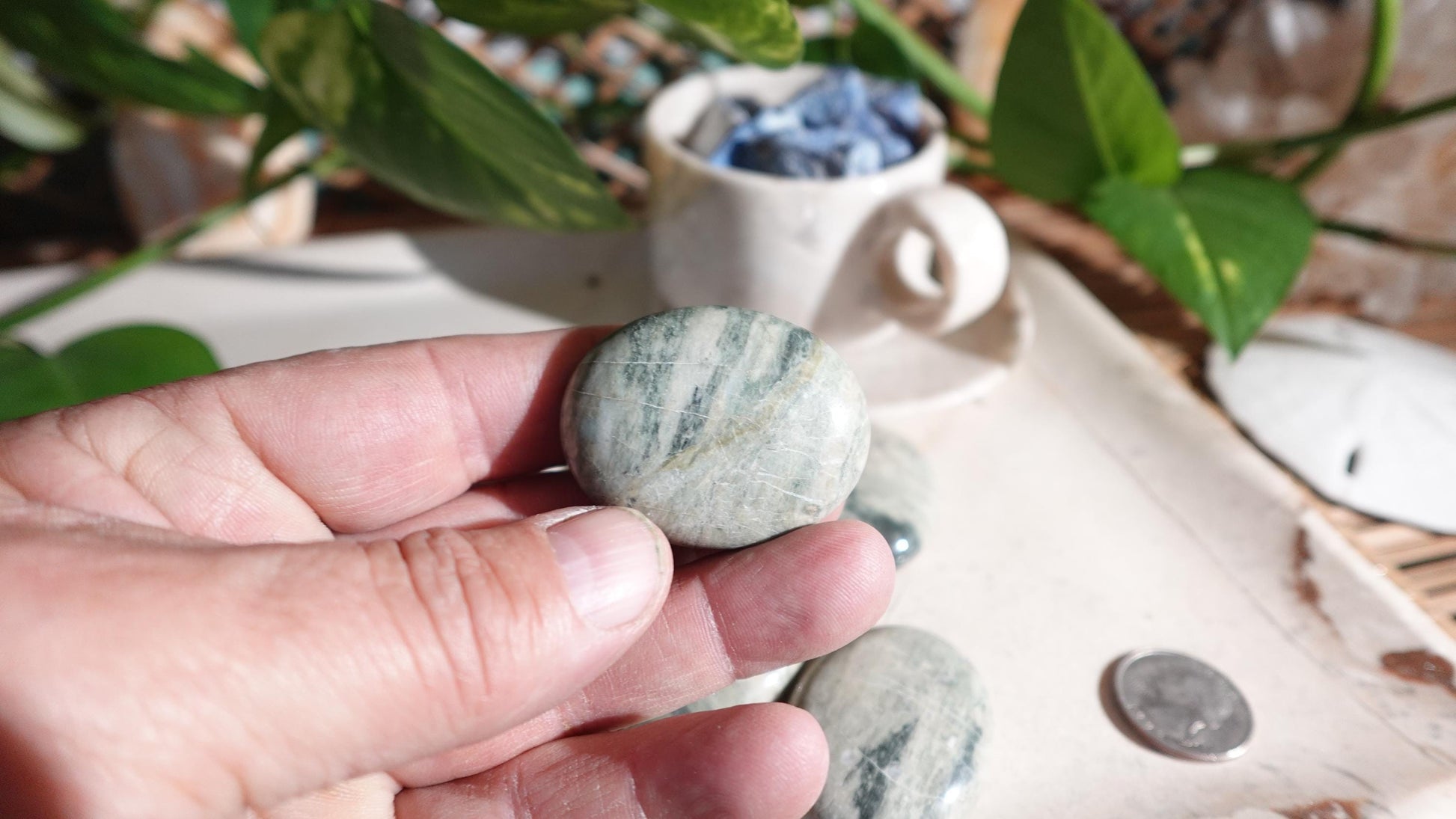 Olive Jade Medium Palm Stones Arts Home Decor Wholesale minerals Project Christmas Xmas Home Decor Gift Crafting Worry Polished Anxiety