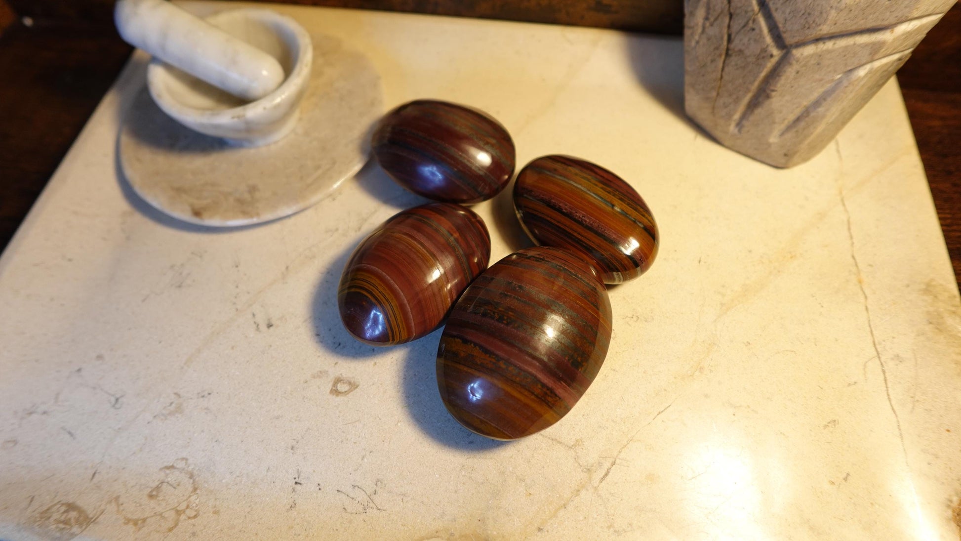 Iron Tiger Eye Tiger Iron Natural Palm Stone Smooth Polished Carved Crystal Distraction Pocket Worry Anxiety Home Decor Gift Xmas Christmas