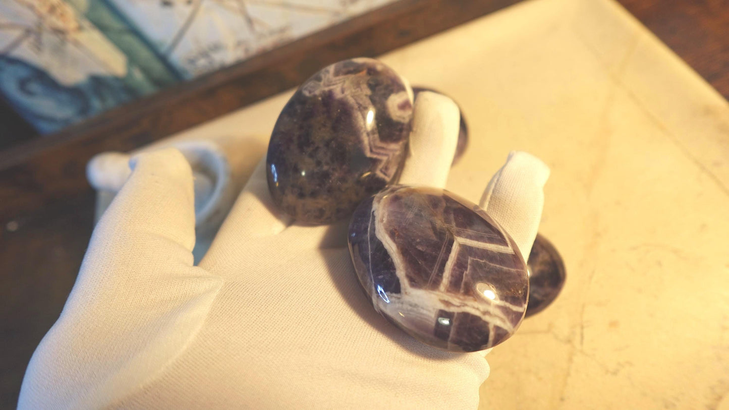 Dream Amethyst Natural Palm Stone Smooth Polished Carved Crystal for Distraction from Anxiety Worry Home Decor Christmas Birthday Xmas Gift