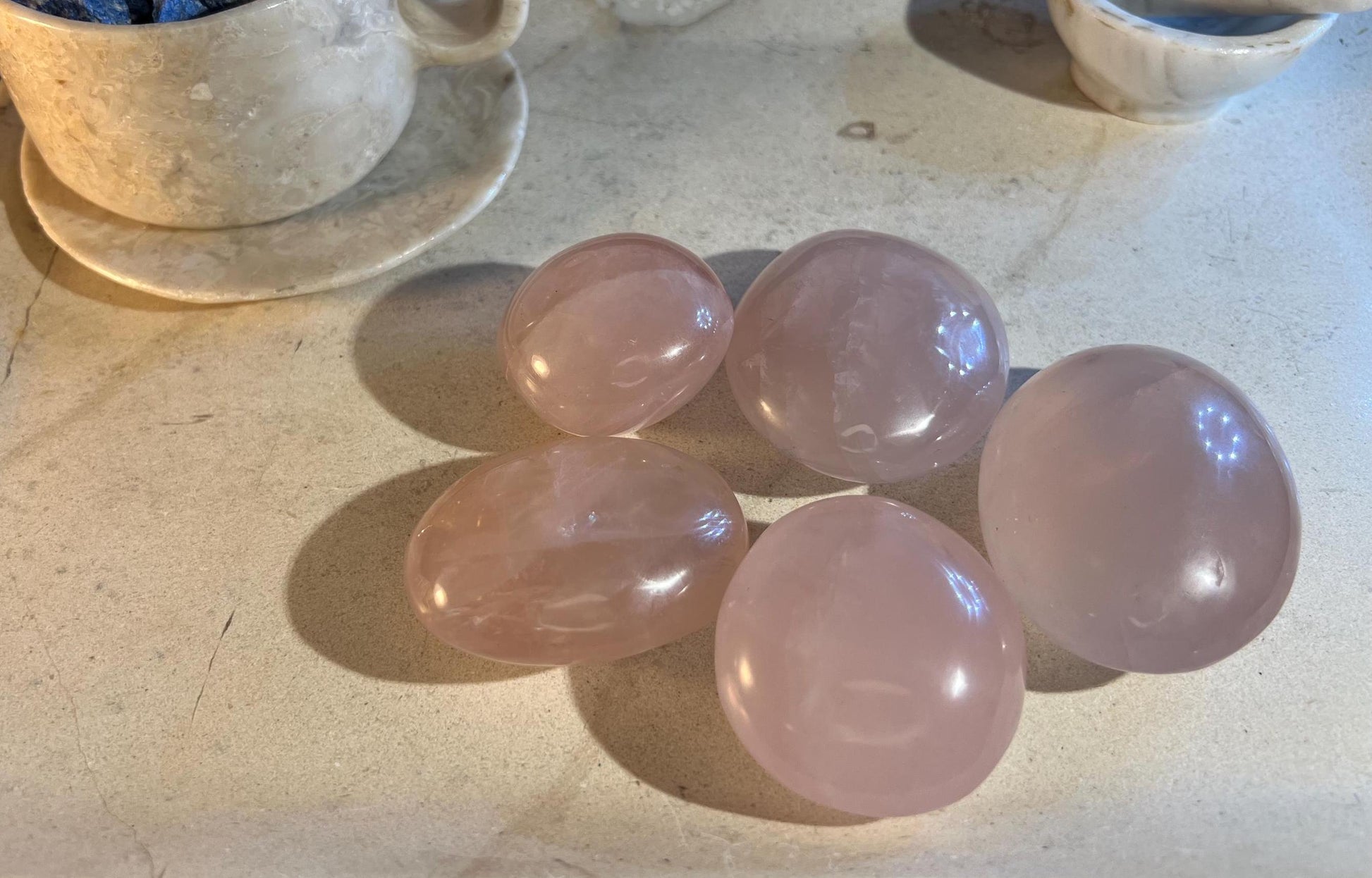 Rose Quartz Palm Stone Smooth Polished Carved Crystal for Distraction Holiday Home Decor Christmas Xmas Gift Home Decor Christmas Xmas
