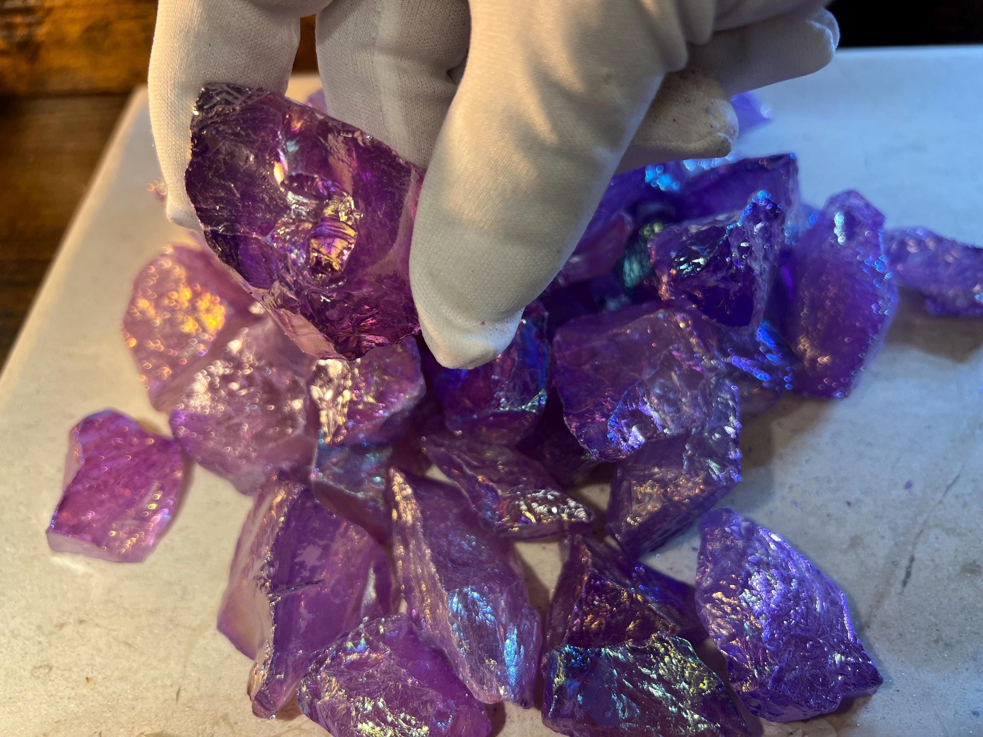 Purple Angel Aura Quartz Raw Crystal Polished Carved Crystal for Distraction from Anxiety Worry Home Decor Holiday Xmas Meditation Birthday