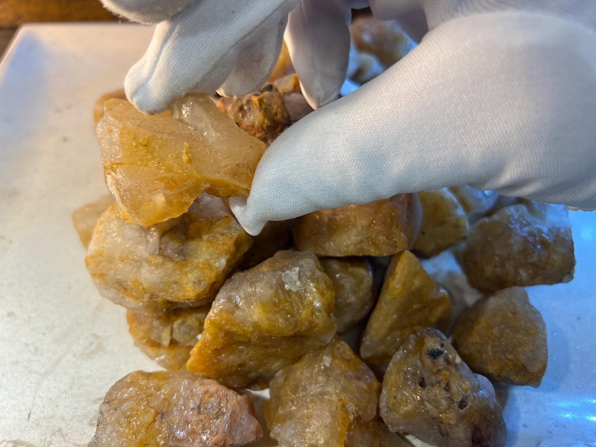 Raw Golden Healer Quartz Crystal Polished Carved Crystal for Distraction from Anxiety Worry Home Decor Holiday Xmas Meditation Birthday