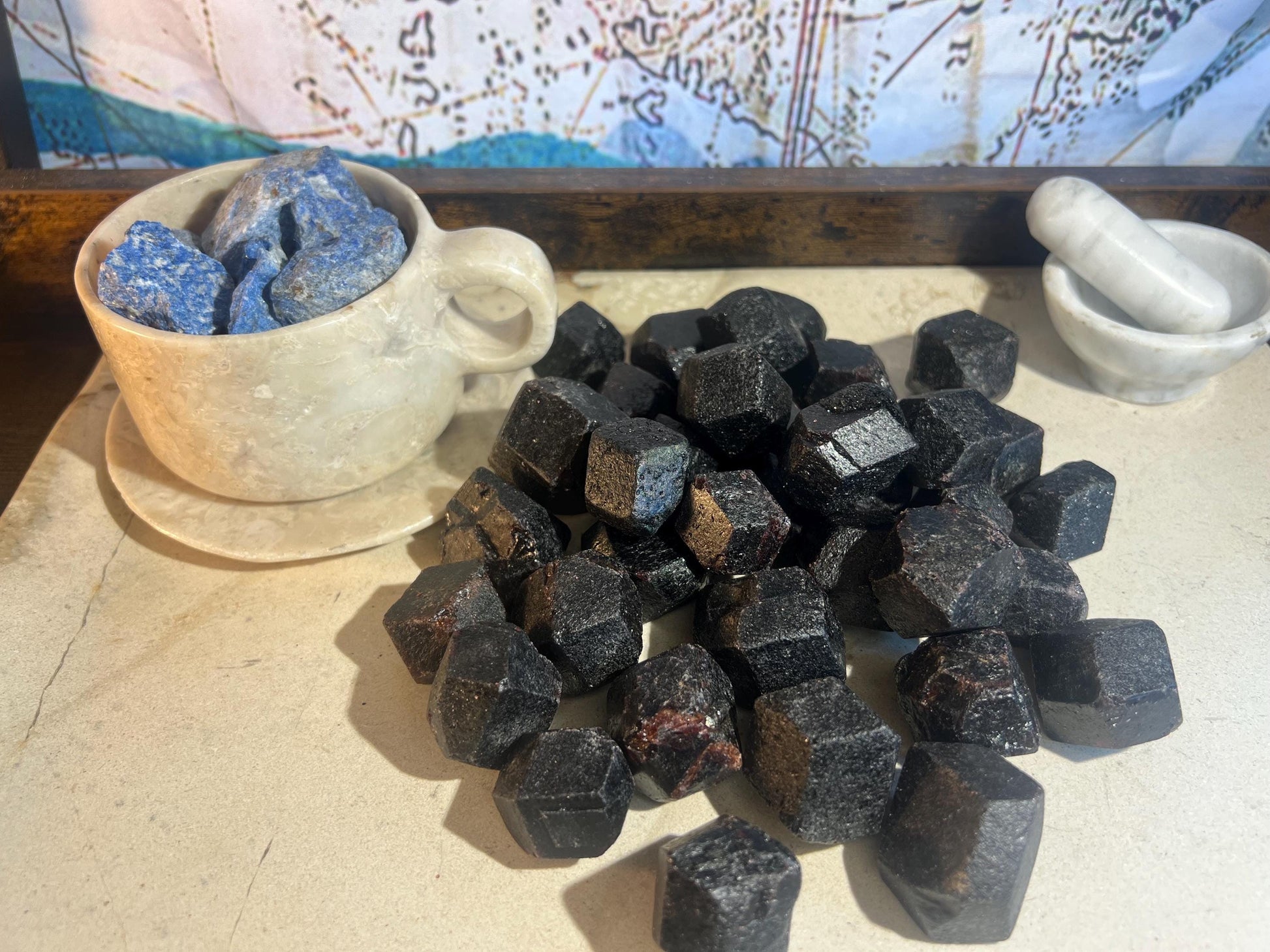 Raw Black Garnet Palm Stones Arts Home Decor Wholesale minerals Project Christmas Xmas Home Decor Gift Crafting Worry Polished Pocket
