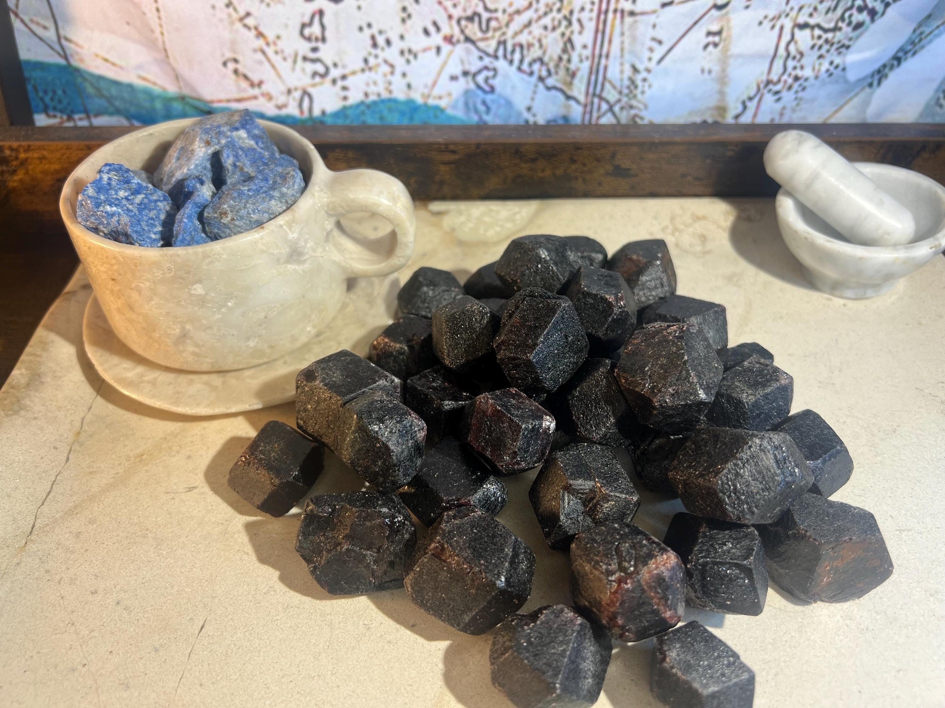 Raw Black Garnet Palm Stones Arts Home Decor Wholesale minerals Project Christmas Xmas Home Decor Gift Crafting Worry Polished Pocket