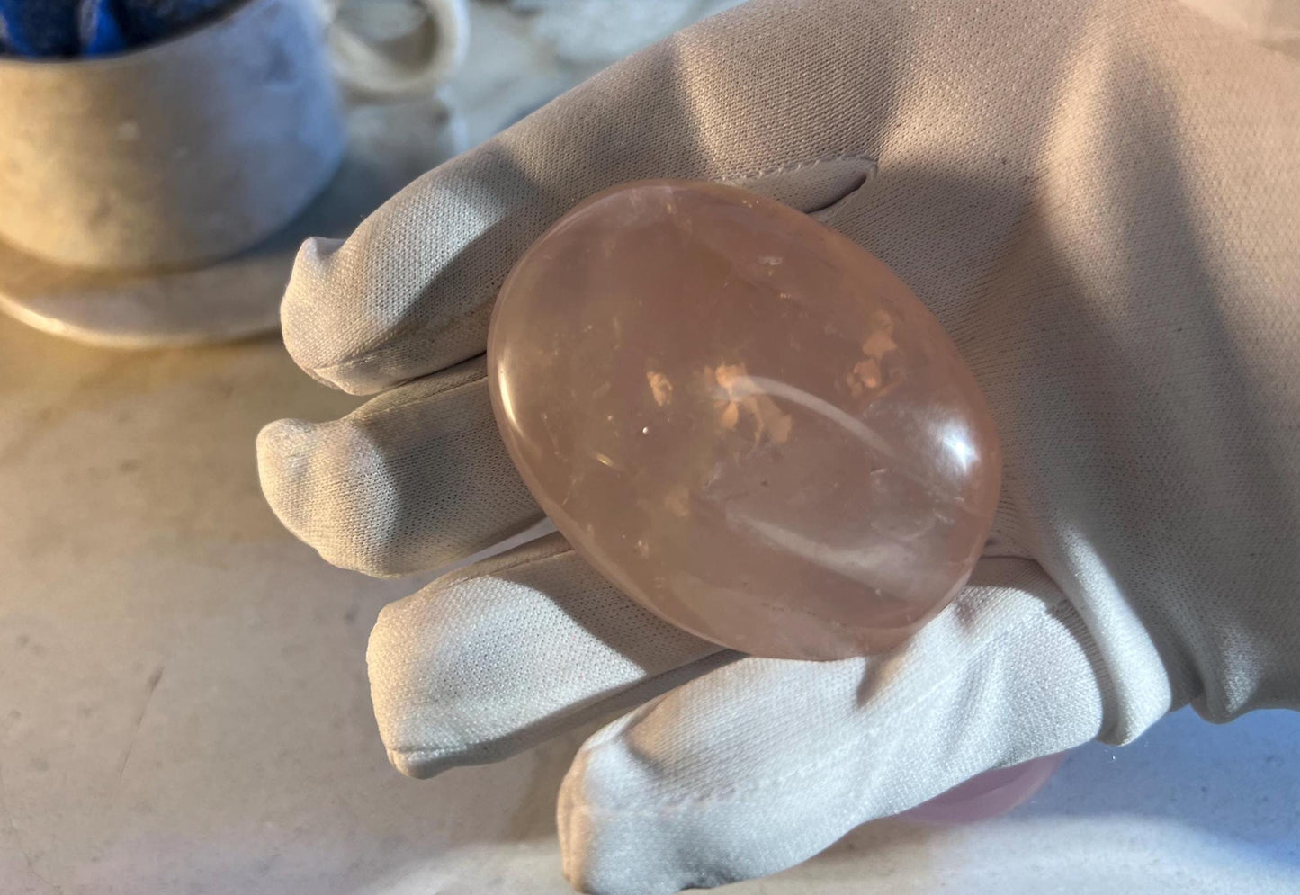 Rose Quartz Palm Stone Smooth Polished Carved Crystal for Distraction Holiday Home Decor Christmas Xmas Gift Home Decor Christmas Xmas