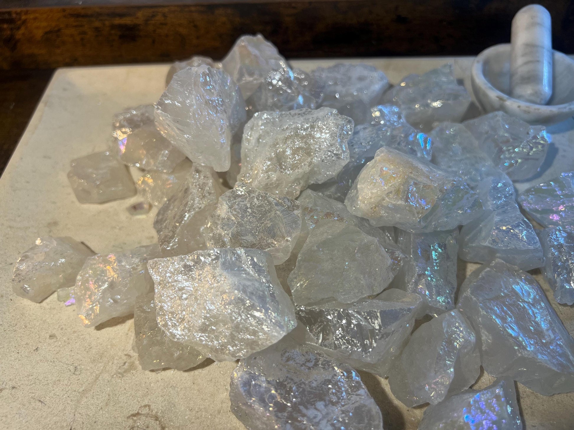 Angel Aura Clear Quartz Raw Crystal Polished Carved Crystal for Distraction from Anxiety or Worry Home Decor Holiday Xmas Meditation Pocket