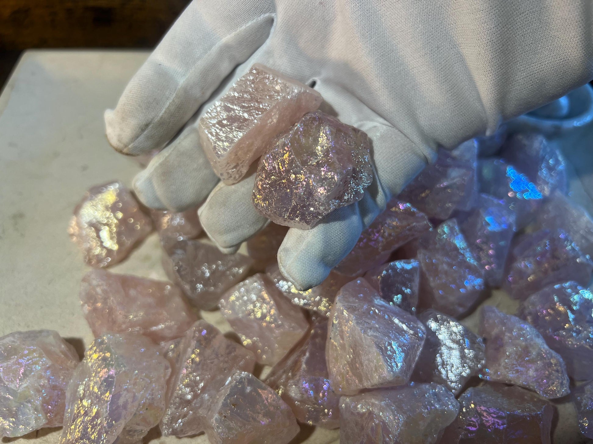 Angel Aura Rose Quartz Raw Crystal Polished Carved Crystal for Distraction from Anxiety or Worry Home Decor Holiday Xmas Meditation Pocket