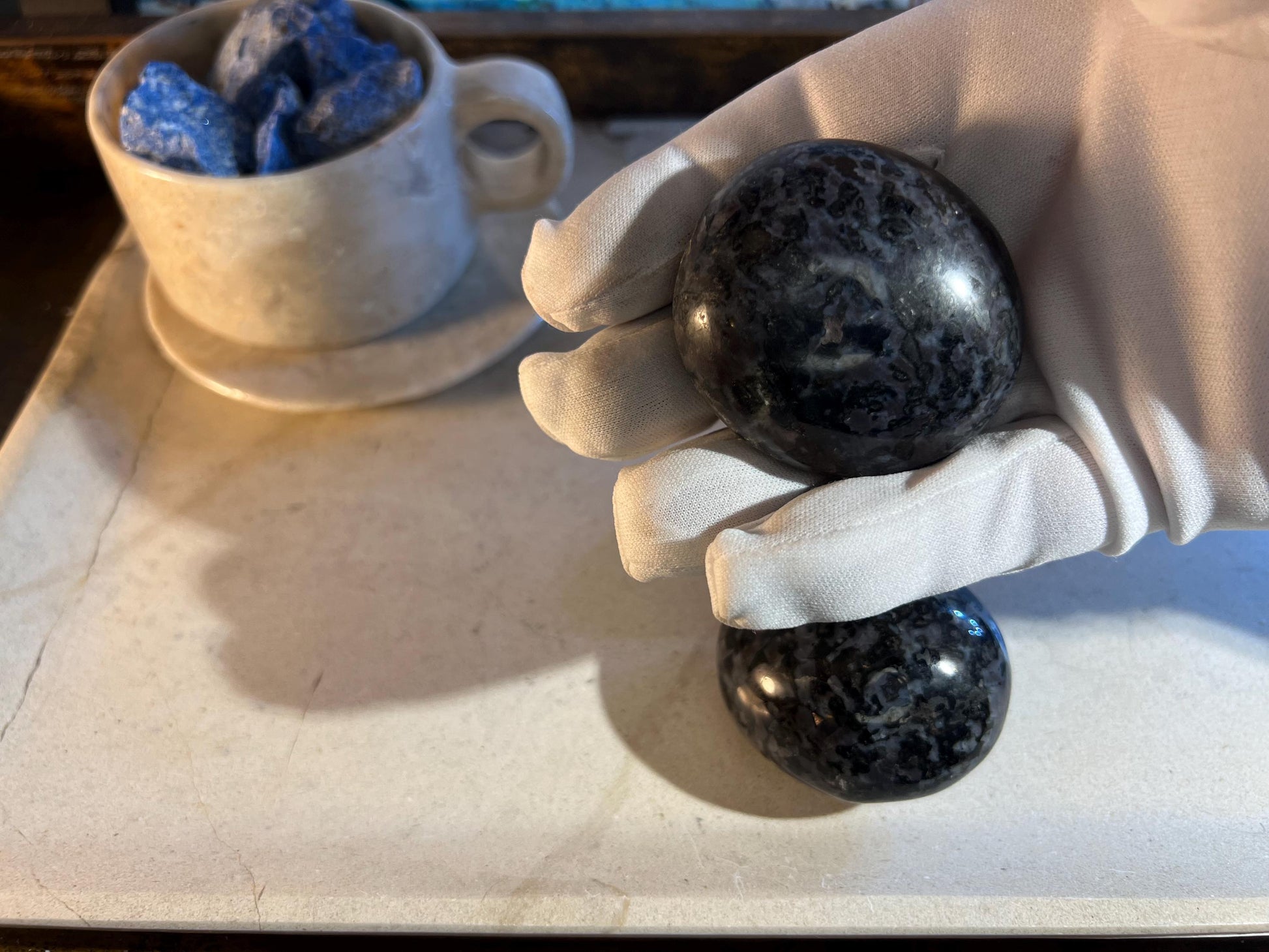 Gabbro Troctolite Natural Palm Stone Smooth Polished Carved Crystal for Distraction Worry Stress Anxiety Home Decor Meditation Christmas