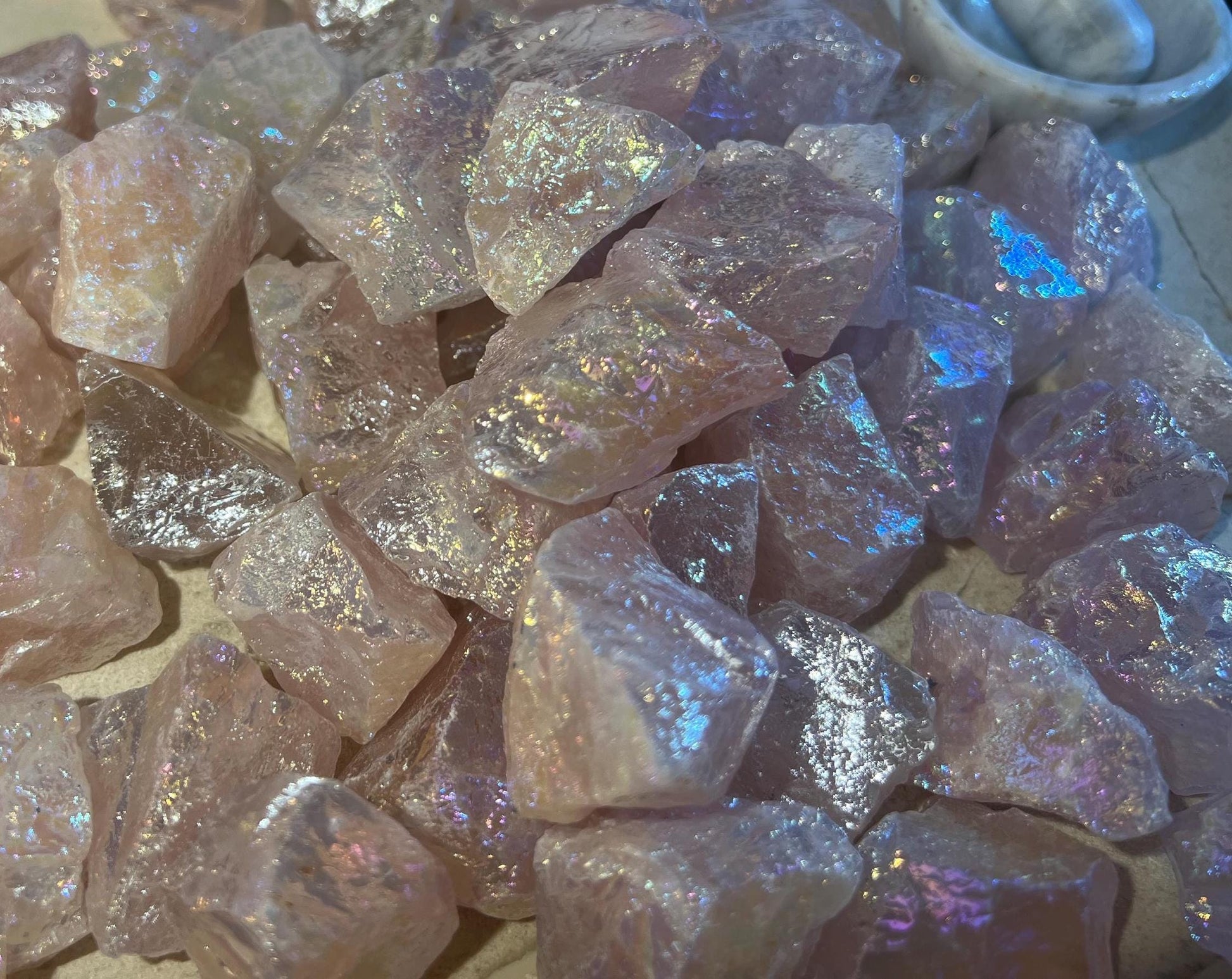 Angel Aura Rose Quartz Raw Crystal Polished Carved Crystal for Distraction from Anxiety or Worry Home Decor Holiday Xmas Meditation Pocket