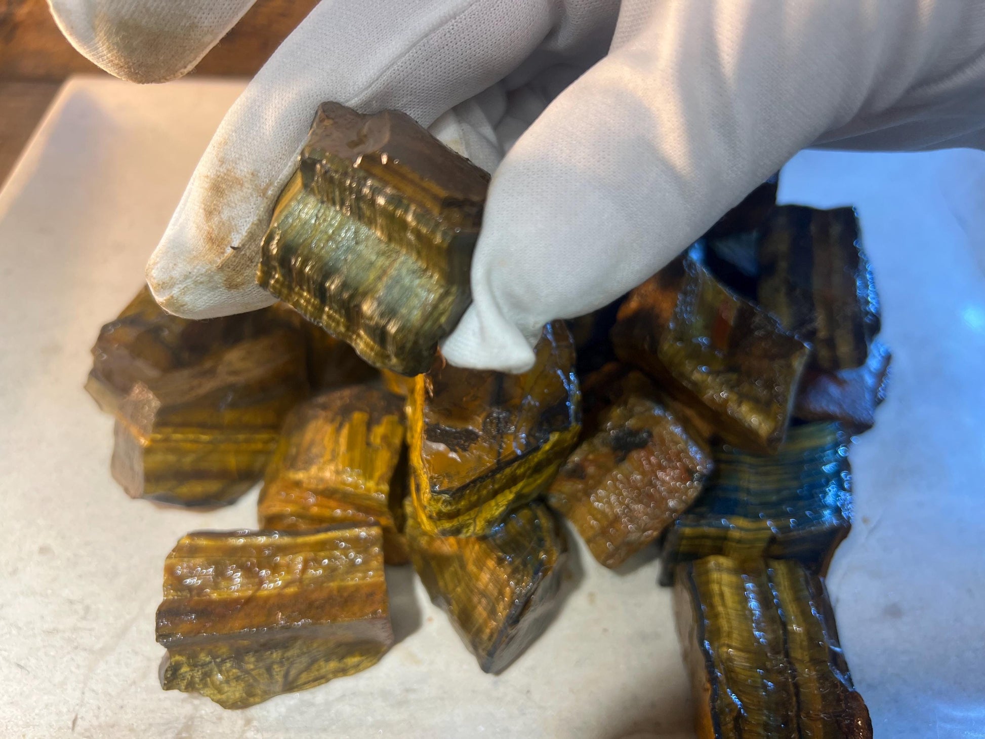 Raw Namibian Tiger Eye Crystals Untreated Anxiety Home Decor Wholesale minerals School Christmas Xmas Home Decor Craft Meditation Gift