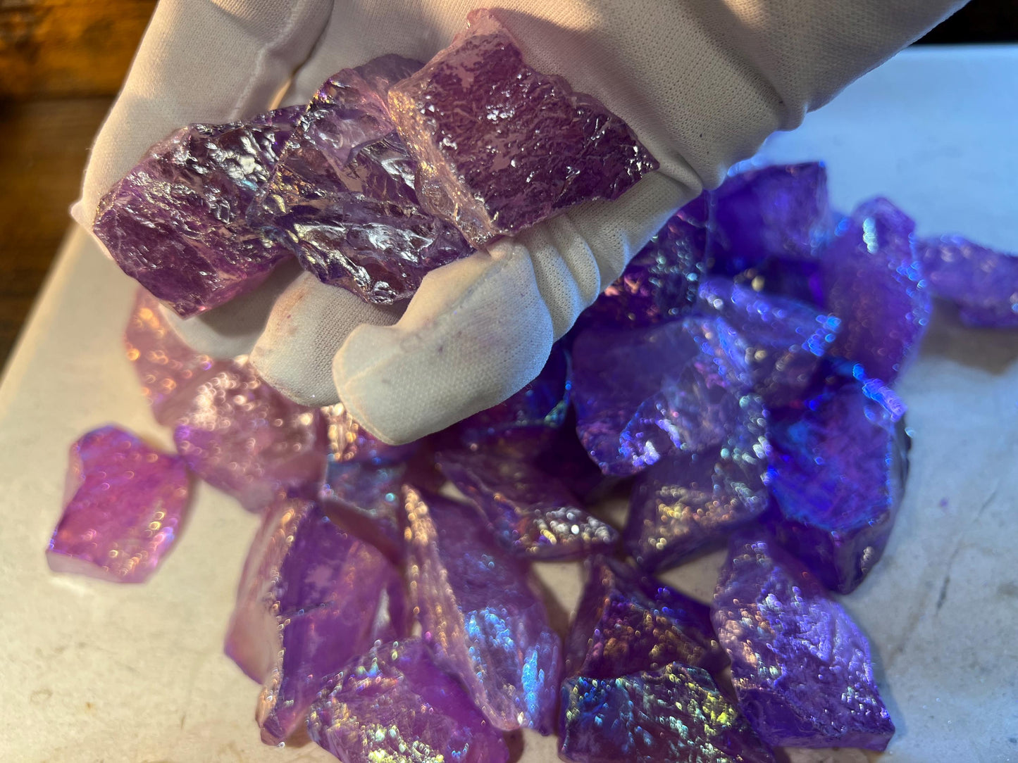 Purple Angel Aura Quartz Raw Crystal Polished Carved Crystal for Distraction from Anxiety Worry Home Decor Holiday Xmas Meditation Birthday