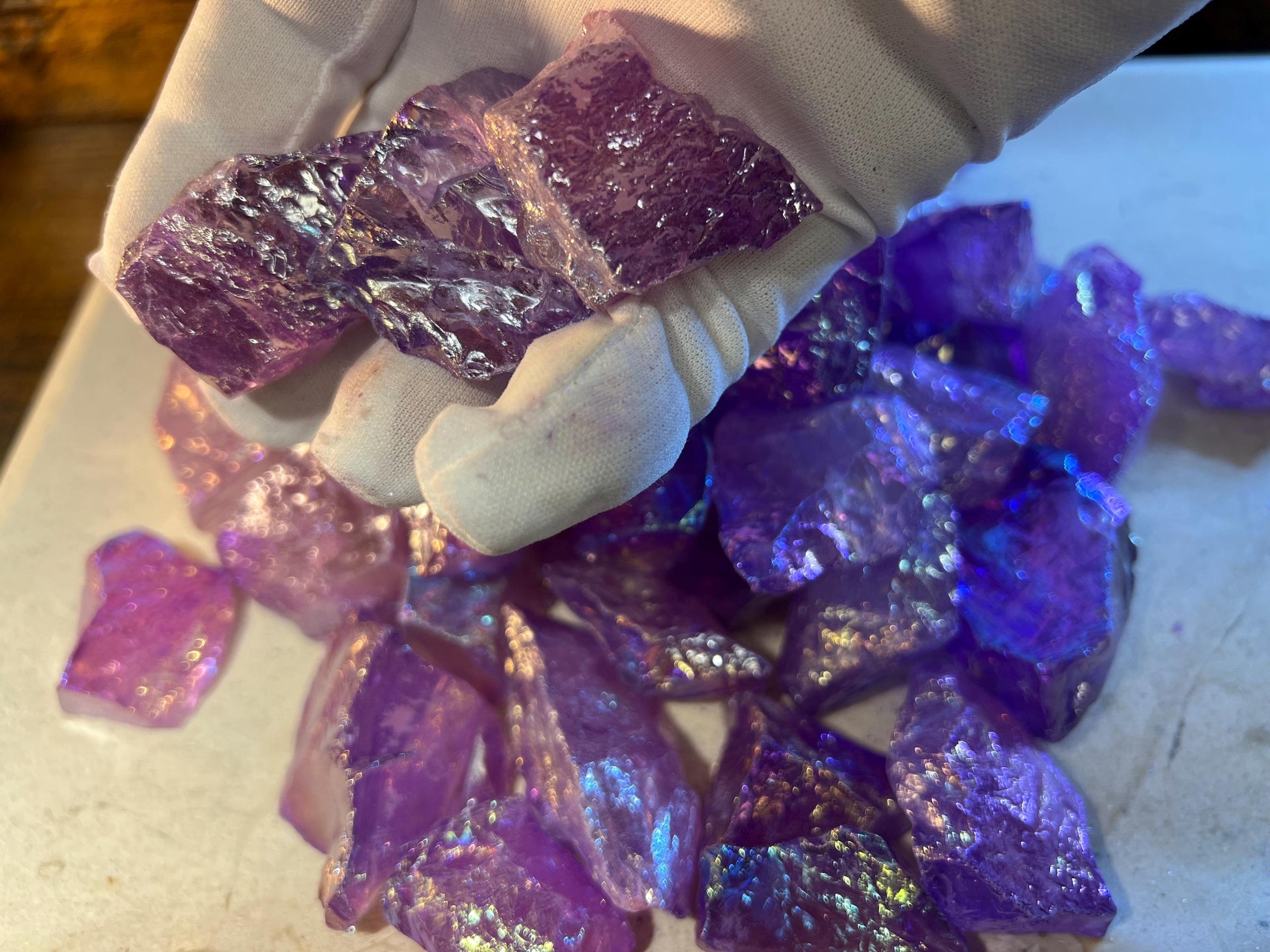 Purple Angel Aura Quartz Raw Crystal Polished Carved Crystal for Distraction from Anxiety Worry Home Decor Holiday Xmas Meditation Birthday