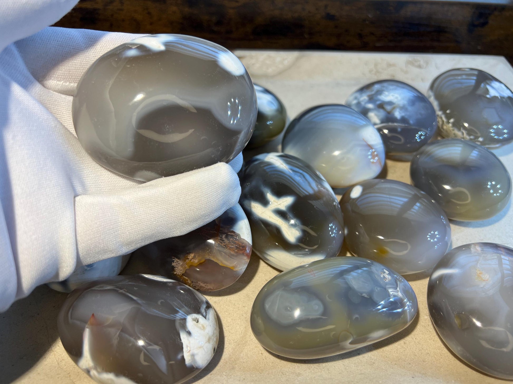 Ghost Orca Agate Crystal Polished Thumb Stone Pocket Anxiety Palm Stone Worry Meditation Worry Xmas Home Decor Birthday Gift Christmas