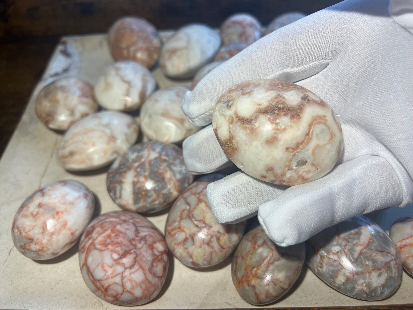 Danish Red Vein Jasper Natural Palm Stone Smooth Polished Carved Crystal for Distraction Stress Christmas Xmas Home Decor Worry Anxiety