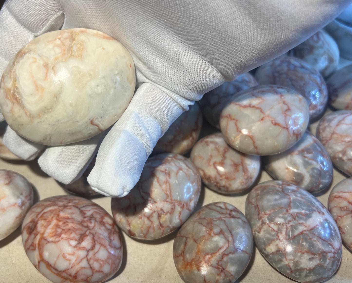 Danish Red Vein Jasper Natural Palm Stone Smooth Polished Carved Crystal for Distraction Stress Christmas Xmas Home Decor Worry Anxiety