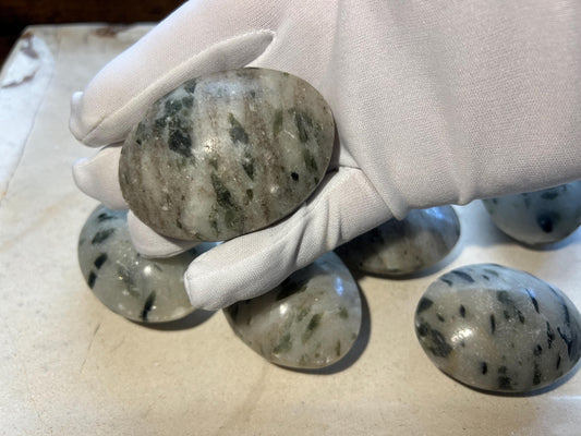 Green Tourmaline Natural Palm Stone Smooth Polished Carved Crystal for Christmas Decor Gift Home Decor Worry Anxiety Birthday Xmas