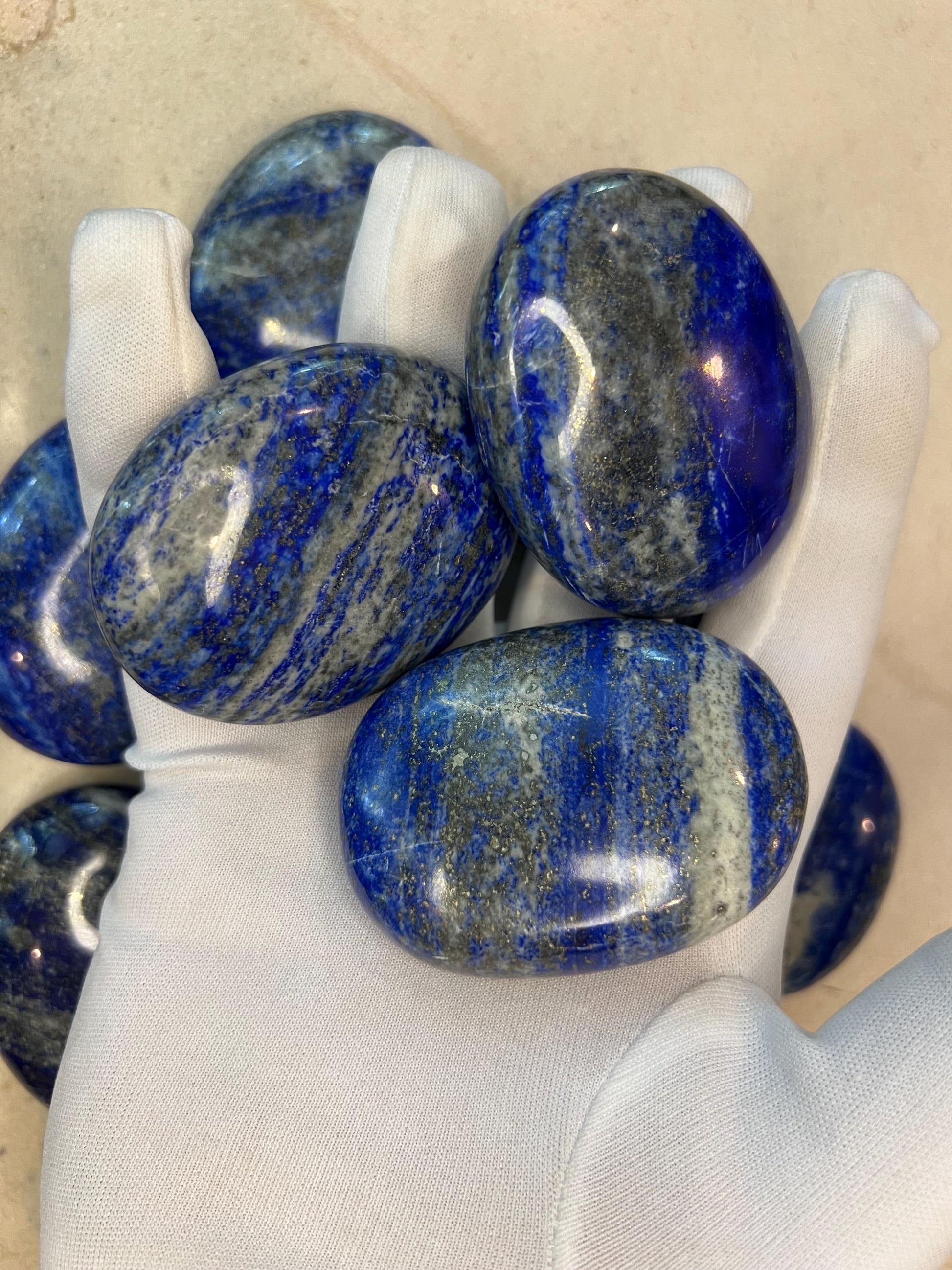 Afghan Lapis Lazuli Natural Palm Stone Smooth Polished Carved Crystal for Distraction Gift Anxiety Worry Christmas Meditation Home Decor