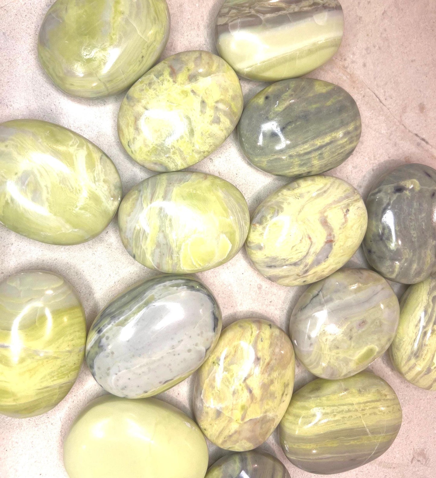 Indian Serpentine Natural Palm Stone Smooth Polished Carved Crystal for Distraction Home Decor Anxiety Worry Meditation Christmas Xmas Gift