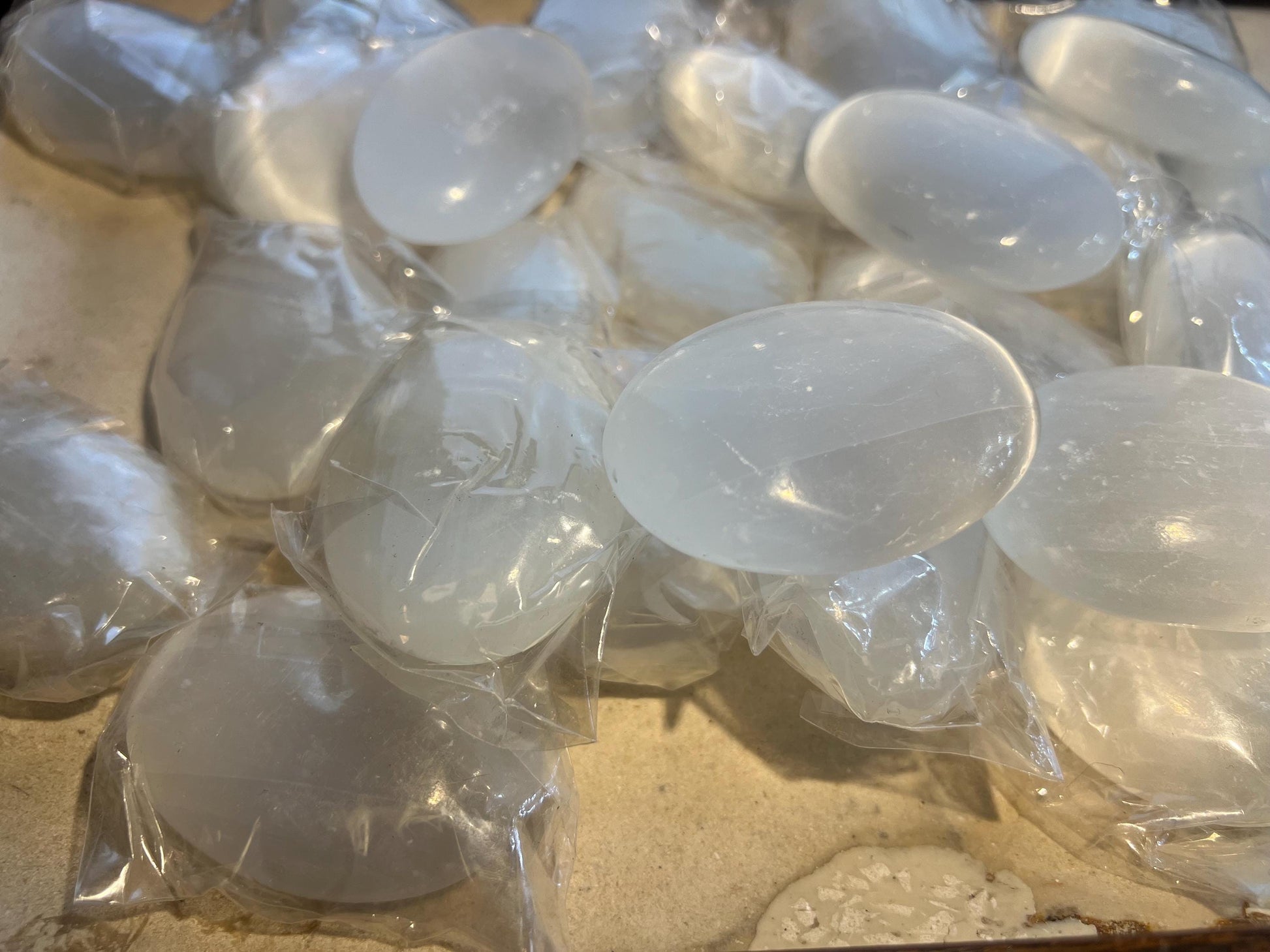 Pure Selenite Pocket Anxiety Palm Stone Smooth Panic Relaxation Natural Crystal Home Decor Birthday Gift Cleansing Crystal Large Worry