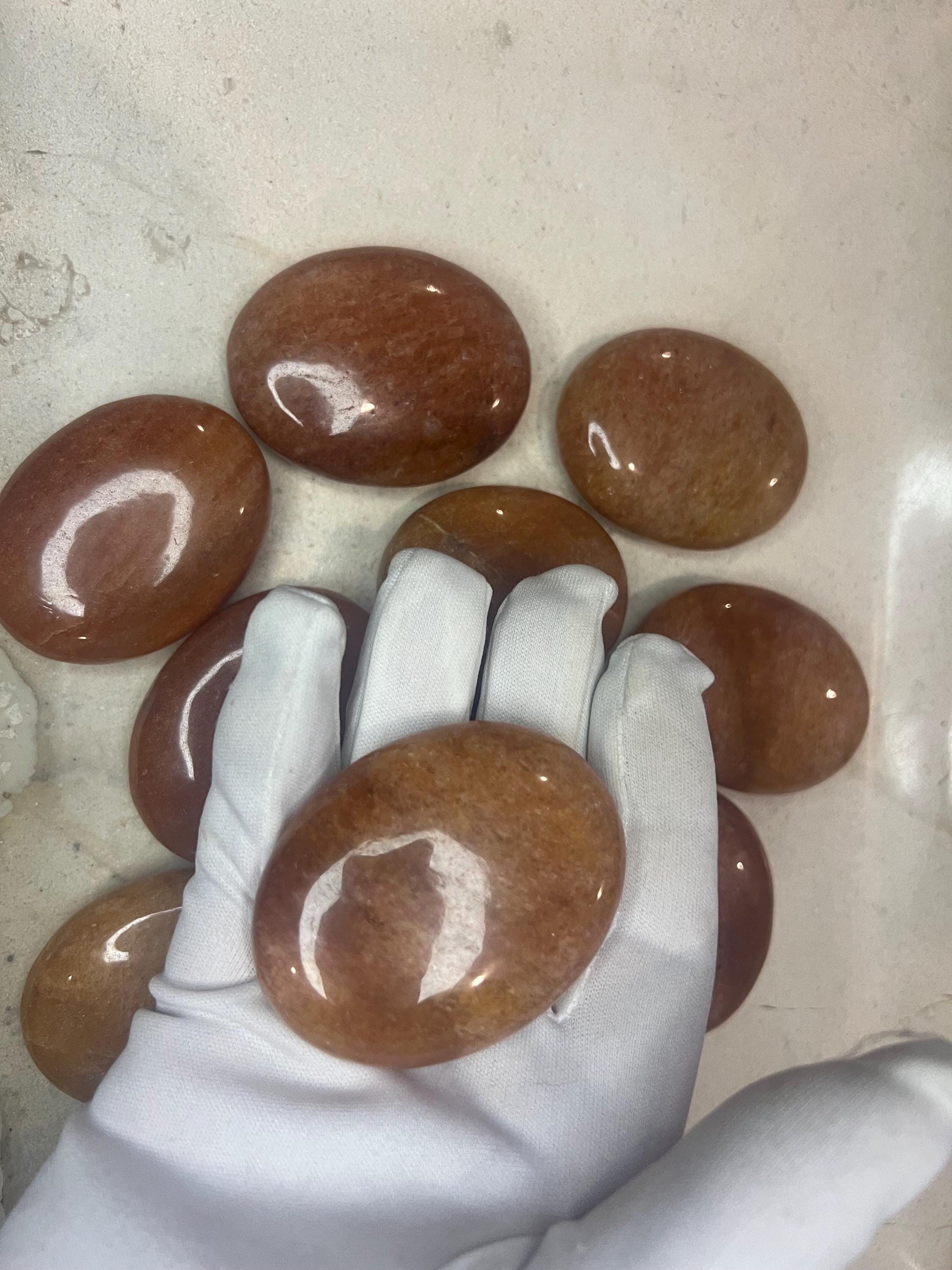 Indian Red Aventurine Natural Palm Stone Smooth Polished Carved Crystal for Worry Anxiety Distraction Meditation Christmas Xmas Gift