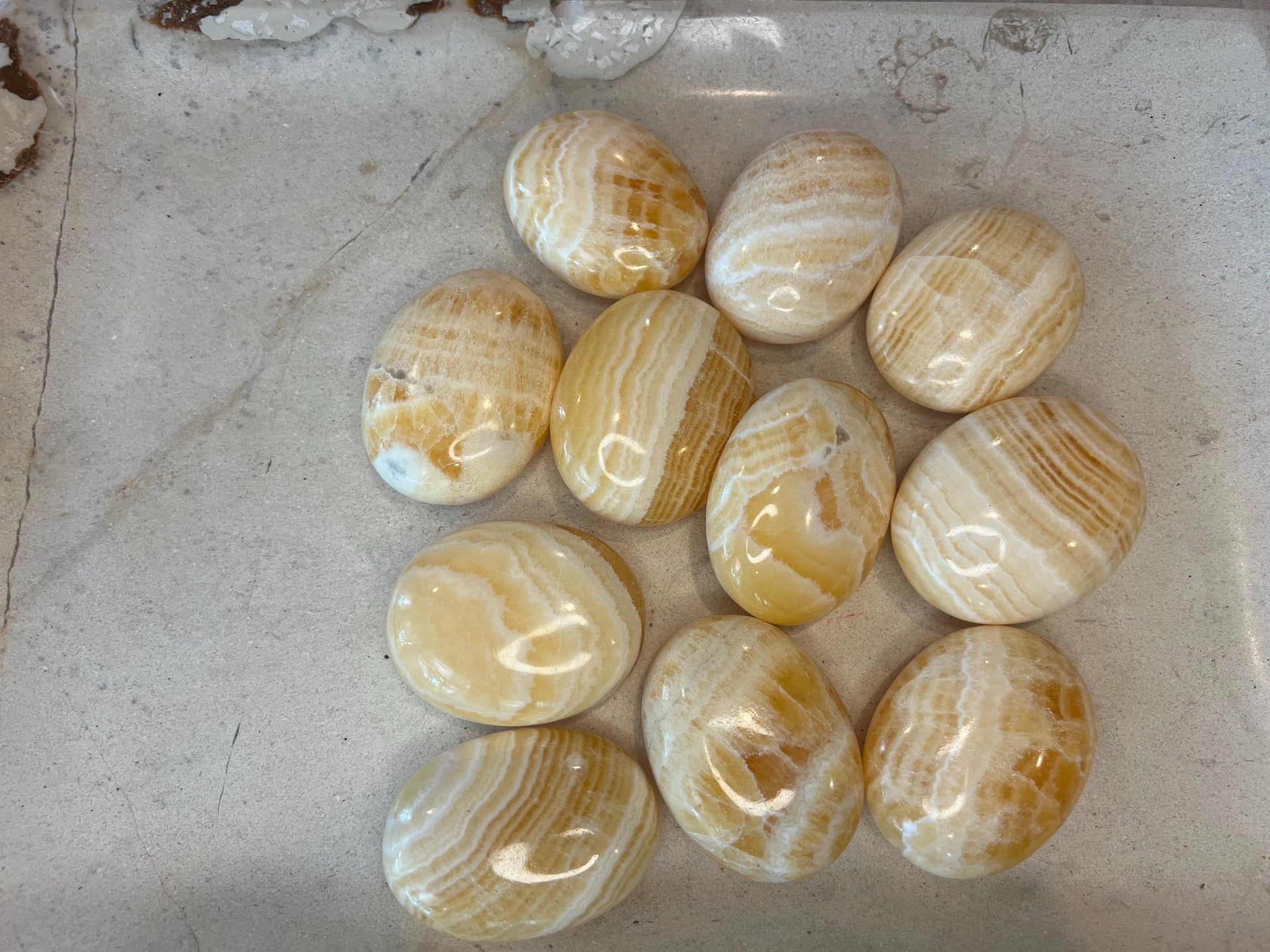 Honey Calcite Palm Stones Natural Free Form Stone Smooth Polished Carved Crystal for Distraction Worry Anxiety birthday Home Decor