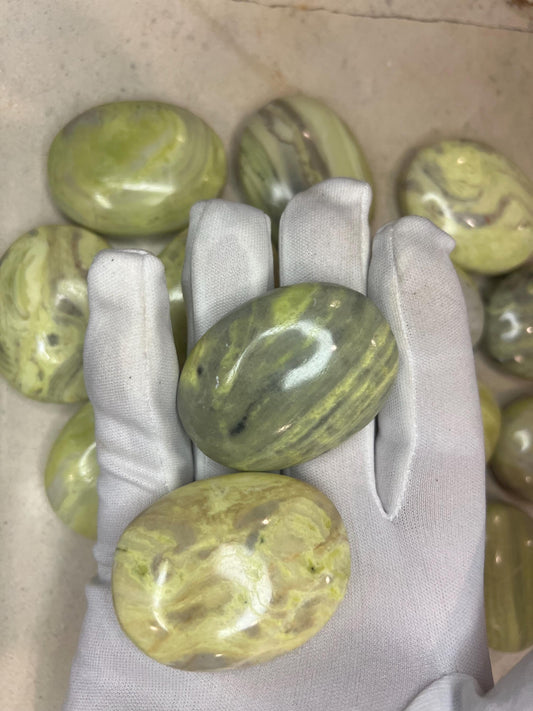 Indian Serpentine Natural Palm Stone Smooth Polished Carved Crystal for Distraction Home Decor Anxiety Worry Meditation Christmas Xmas Gift
