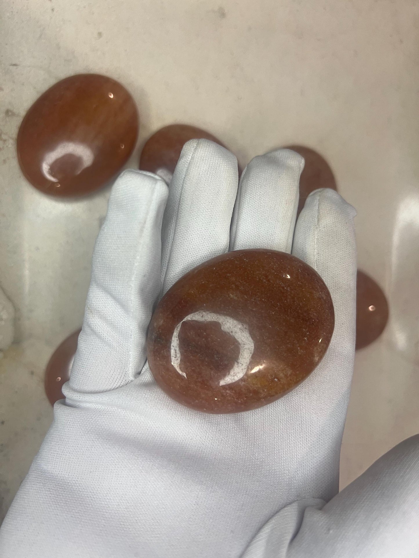 Indian Red Aventurine Natural Palm Stone Smooth Polished Carved Crystal for Worry Anxiety Distraction Meditation Christmas Xmas Gift