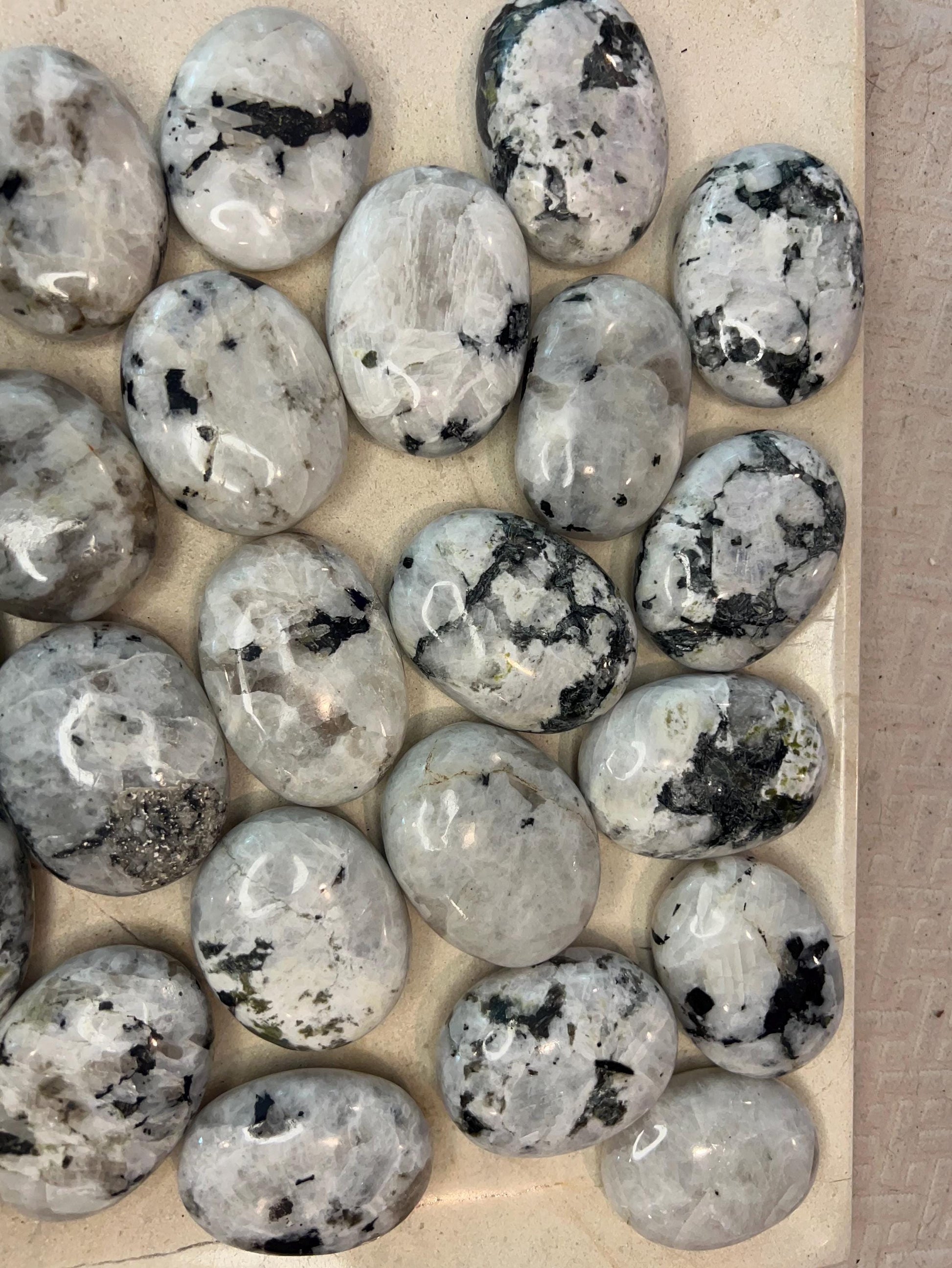 Indian White Moonstone Palm Stone Smooth Polished Carved Crystal for Distraction from Anxiety or Worry Home Decor Holiday Xmas Home Decor