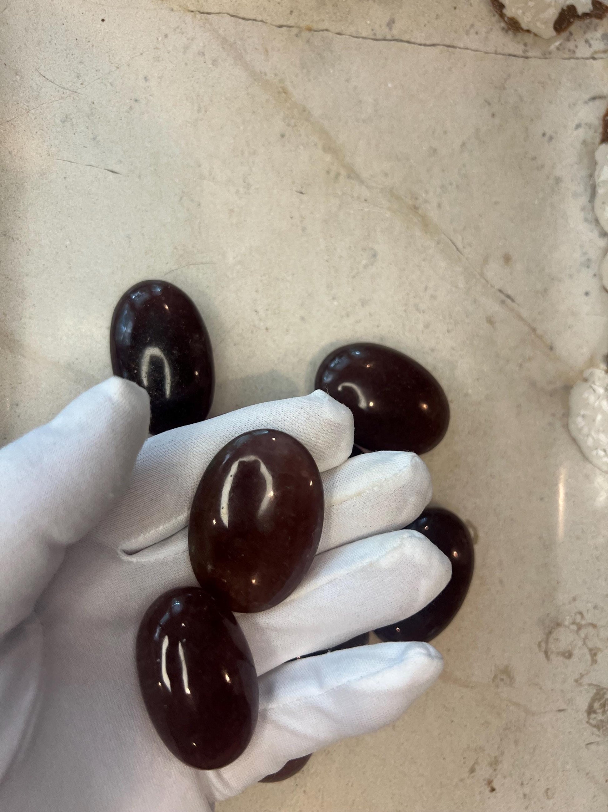 Madagascar Strawberry Quartz Palm Stones Natural Free Form Stone Smooth Polished Carved Crystal for Distraction Worry Anxiety Home Decor