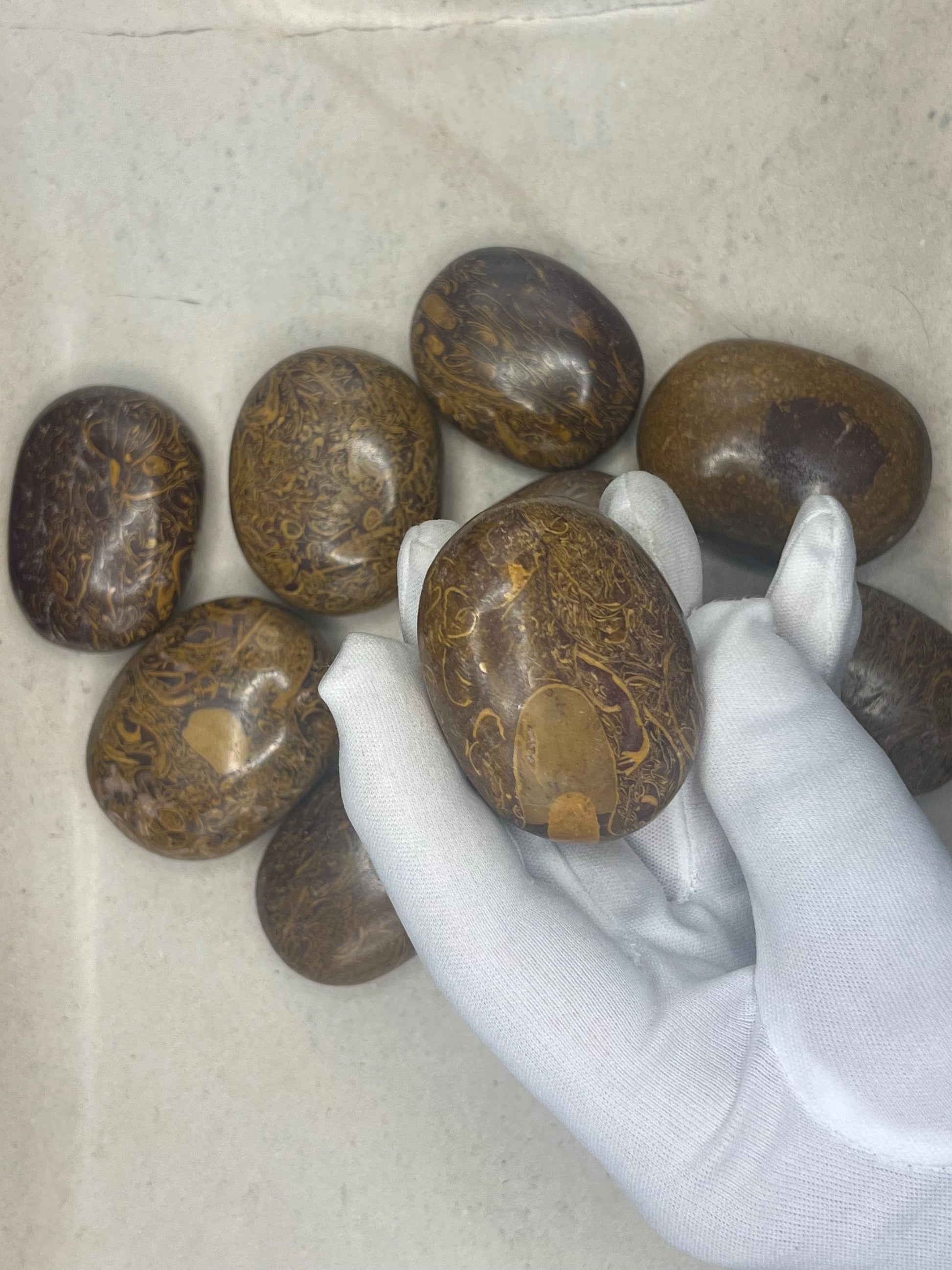 Egyptian Jasper Mariyam Palm Stone Smooth Polished Carved Crystal for Christmas Decor Gift Home Decor Worry Anxiety Birthday Xmas Gift