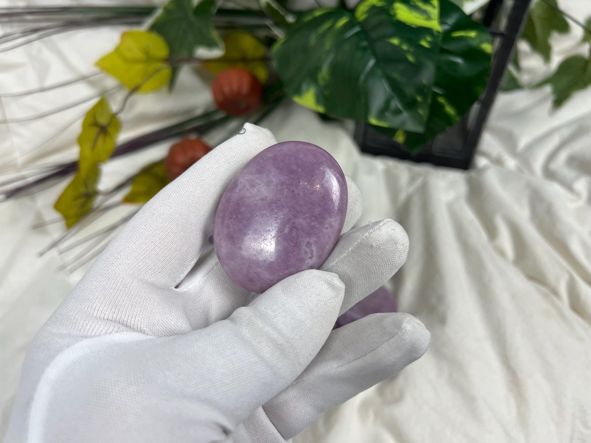 Brazilian Lithionite Natural Palm Stone Smooth Polished Carved Crystal Distraction Home Decor Worry Stress Relief Anxiety Gift Xmas Relief