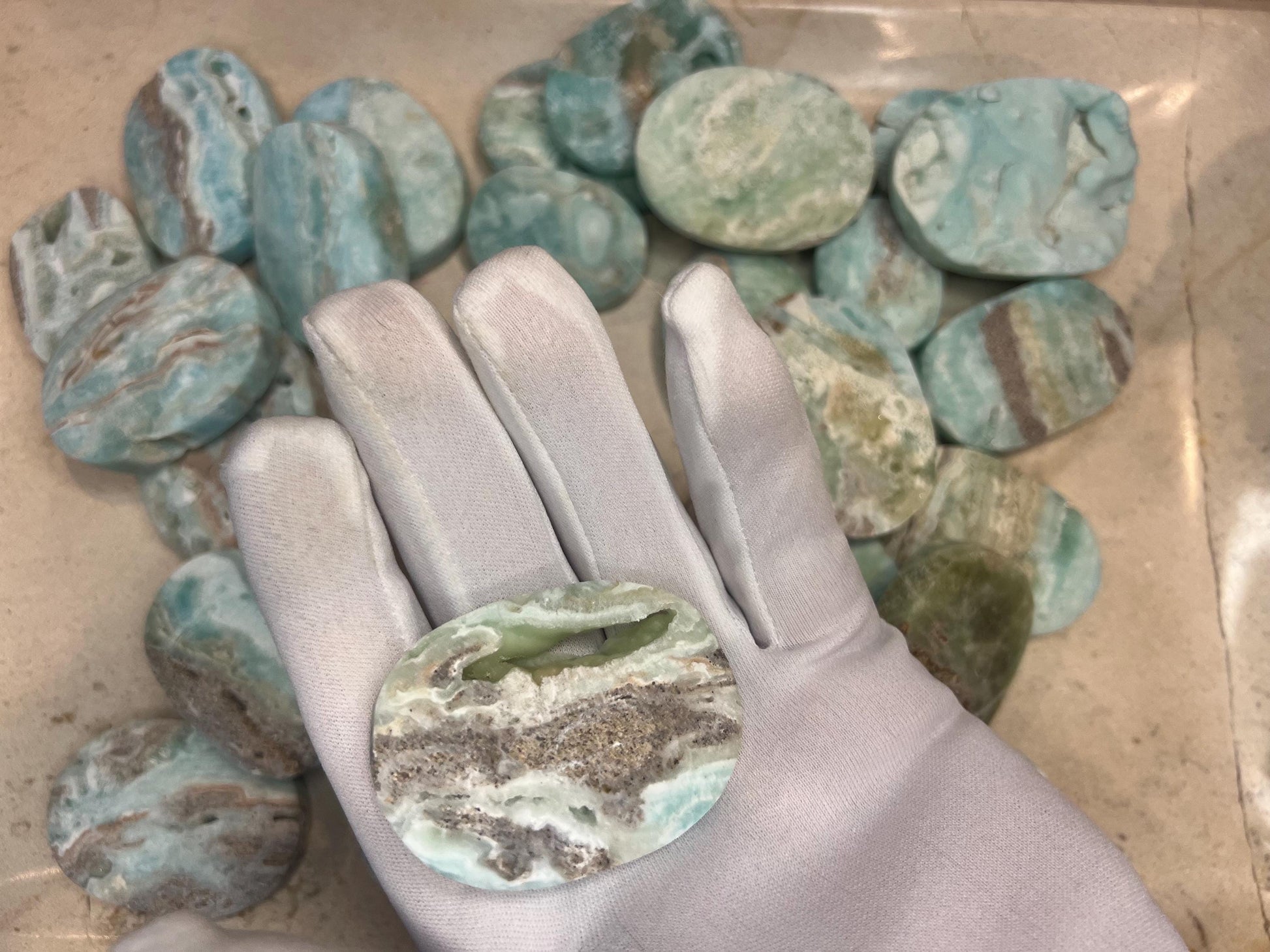 Rare Congo Hemimorphite Natural Palm Stone Smooth Polished Carved Crystal Distraction Home Decor Worry Stress Relief Anxiety Christmas