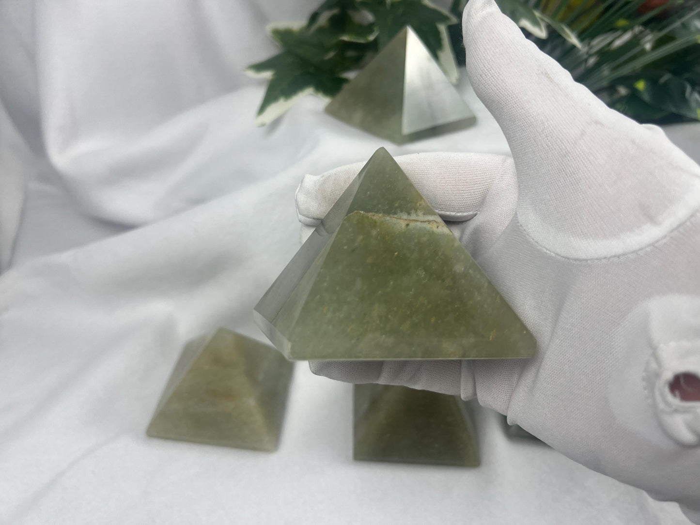 Beautiful Indian Green Aventurine Natural Pyramid Smooth Polished Carved Crystal Worry Anxiety Distraction Meditation Christmas Xmas Decor
