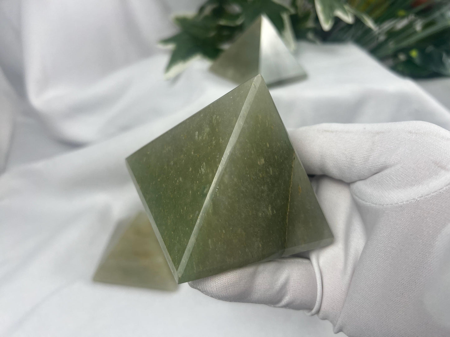 Beautiful Indian Green Aventurine Natural Pyramid Smooth Polished Carved Crystal Worry Anxiety Distraction Meditation Christmas Xmas Decor