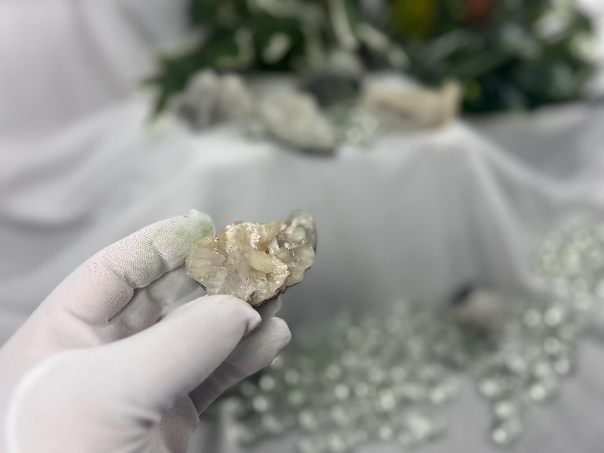 Apophyllite Cluster Healing Crystal Natural Cluster Crystal Anxiety Worry Geode Meditation Chakra Point Stress Relief Home Decor Christmas