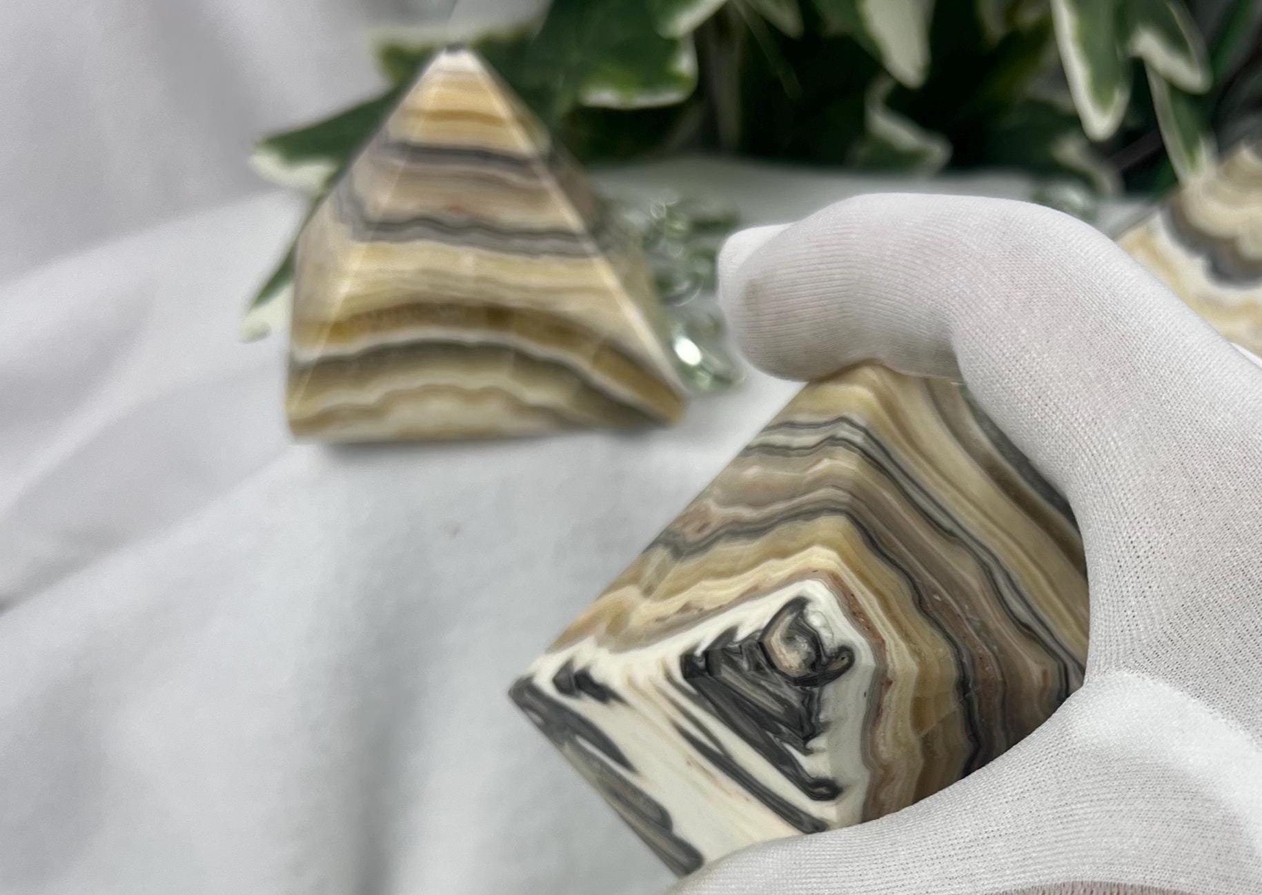 Striking Indian Zebra Calcite Natural Pyramid Smooth Polished Carved Crystal Worry Anxiety Distraction Meditation Christmas Xmas Gift Decor
