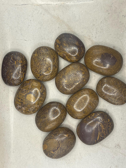 Egyptian Jasper Mariyam Palm Stone Smooth Polished Carved Crystal for Christmas Decor Gift Home Decor Worry Anxiety Birthday Xmas Gift