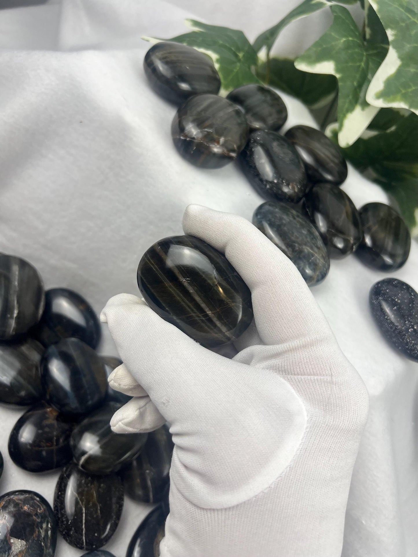 Australian Blue Cats Eye Palm Stone Smooth Polished Carved Crystal for Distraction Pocket Worry Anxiety Home Decor Gift Xmas Christmas